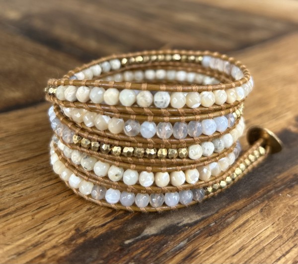 Wickelarmband mit Natural Stone Mix & vergoldeten Sterling Silber Beads